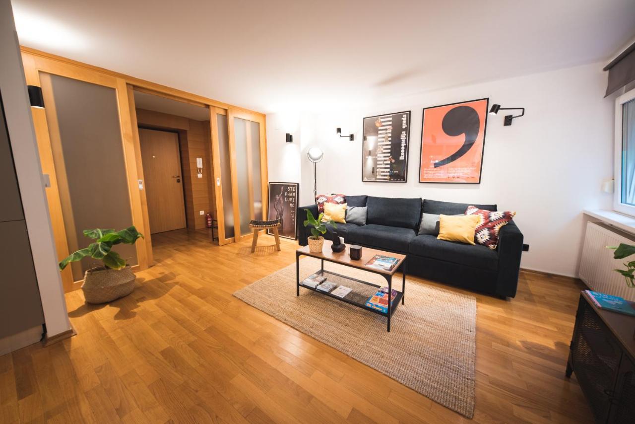 Sleep, Eat, Repeat And Park Your Car In Center Apartman Zagreb